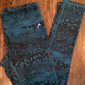 HEAD: blue and black leggings!
